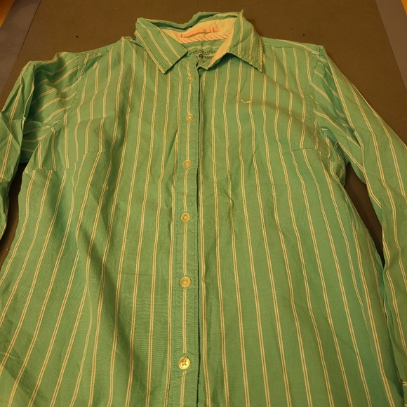 Size 0 American eagle button down 3/4 sleeve - Picture 3 of 5